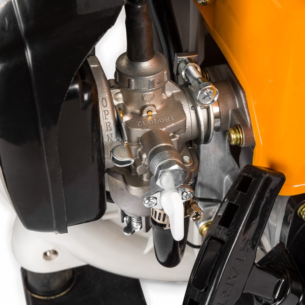 POWERMAT PM-OPS-20 20L Zahradní motorový benzinový postřikovač zádový 2,8kW