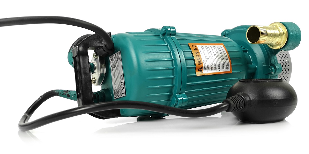 MAR-POL M79911 550W Čerpadlo ponorné na vodu s plavákom QDX1.5-16-0.37 + hadica PVC 50m 1"