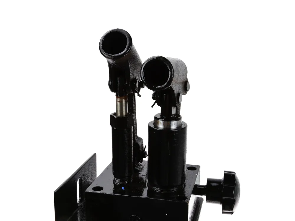 GEKO G02014 Hydraulická pumpa 30t pro hydraulický dílenský lis, rozpínák