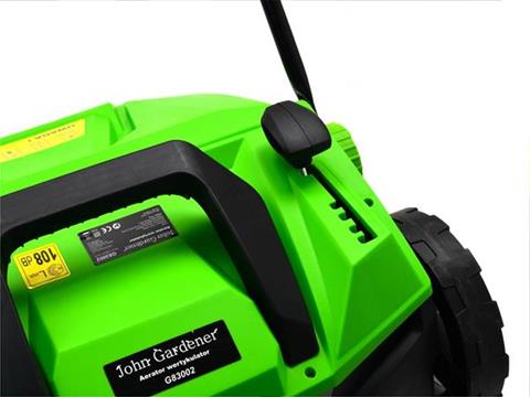 Geko G83002 Elektrický vertikutátor provzdušňovač trávníku 2v1 380mm 2300W
