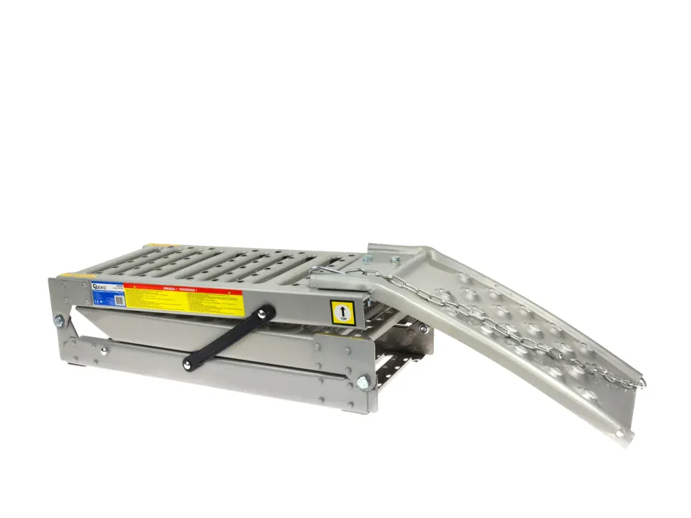 GEKO G02047 Nájezdová skládací rampa do 2200 kg 2 kusy