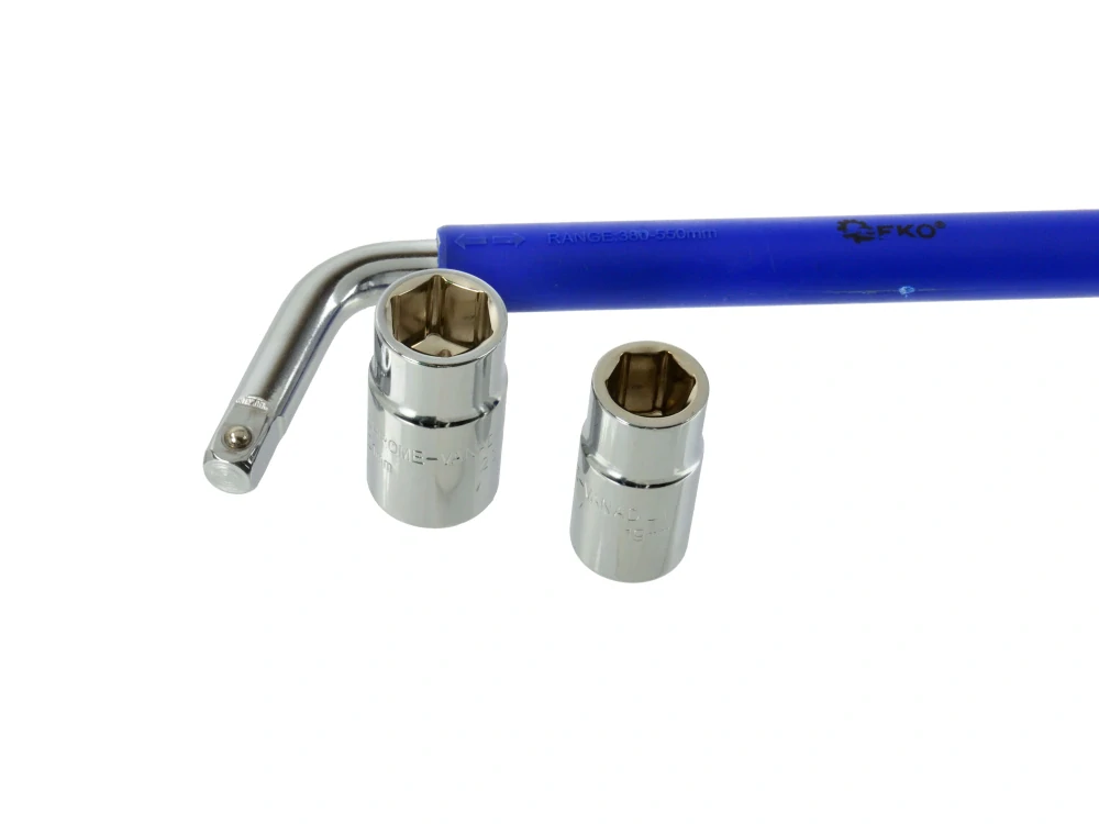 GEKO G10053 Vysouvatelný klíč na kola zesílený 17x19mm 21x23mm teleskopický