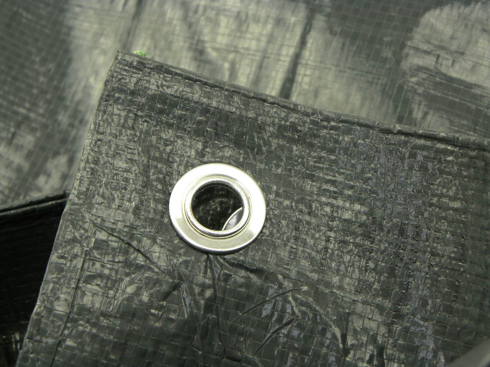 GEKO G70566 10x15m NEPROMOKAVÁ KRYCÍ PLACHTA, CELTA kovové oka 120g/m²