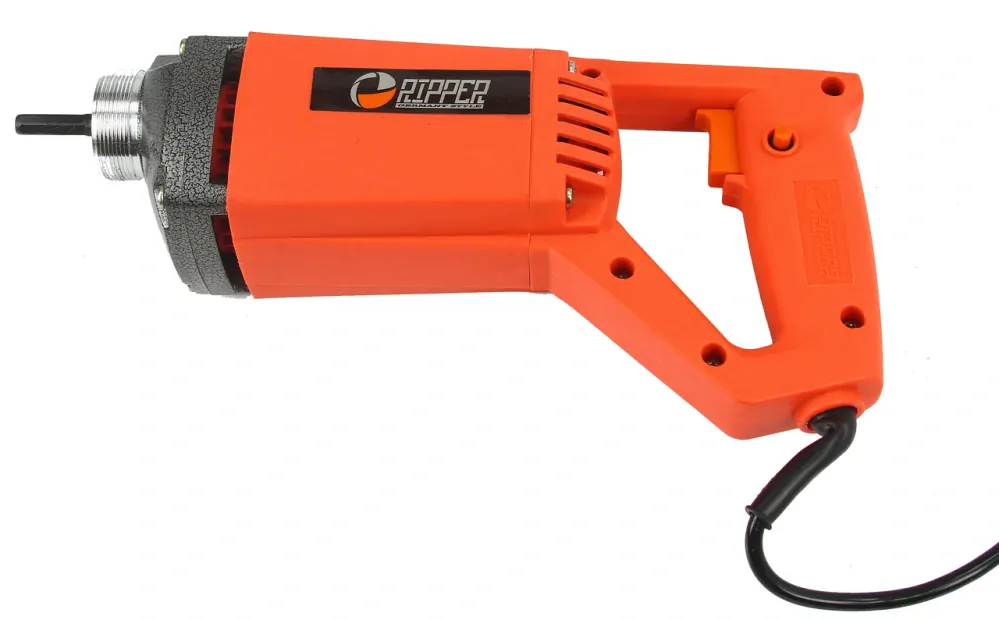 MAR-POL M79492 PONORNÝ VIBRÁTOR NA BETON 1300W vibrační hadice 35mmx2m
