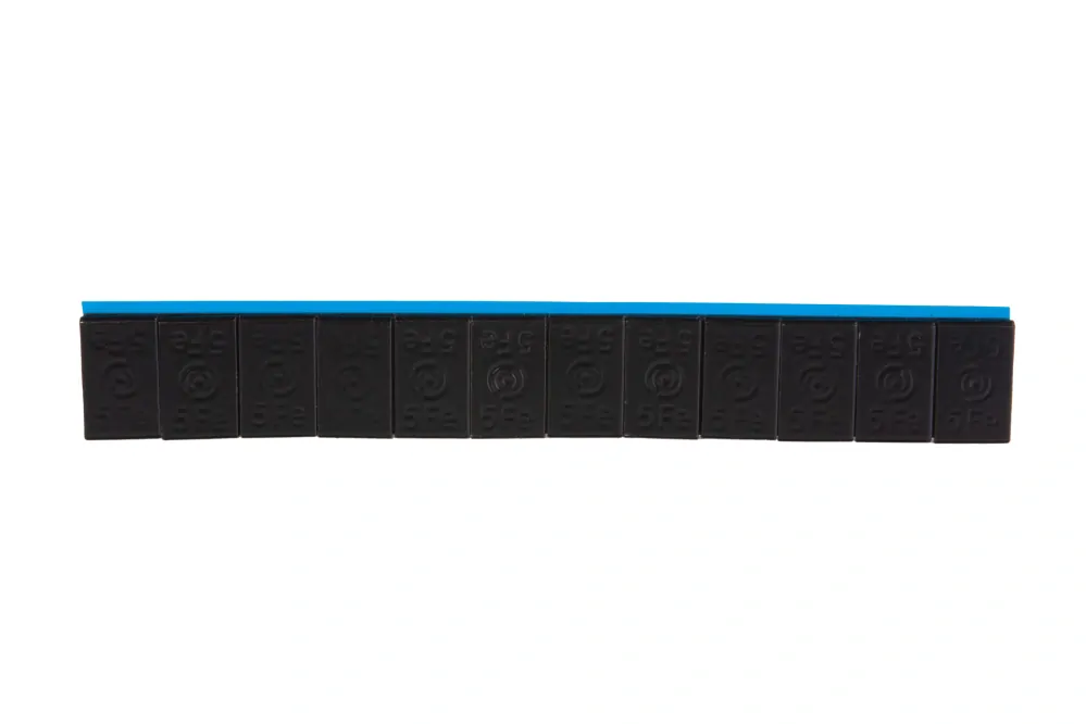 GEKO G74302 Lepená závaží XTREME černé 12x5g sada 100 pásků (6kg)