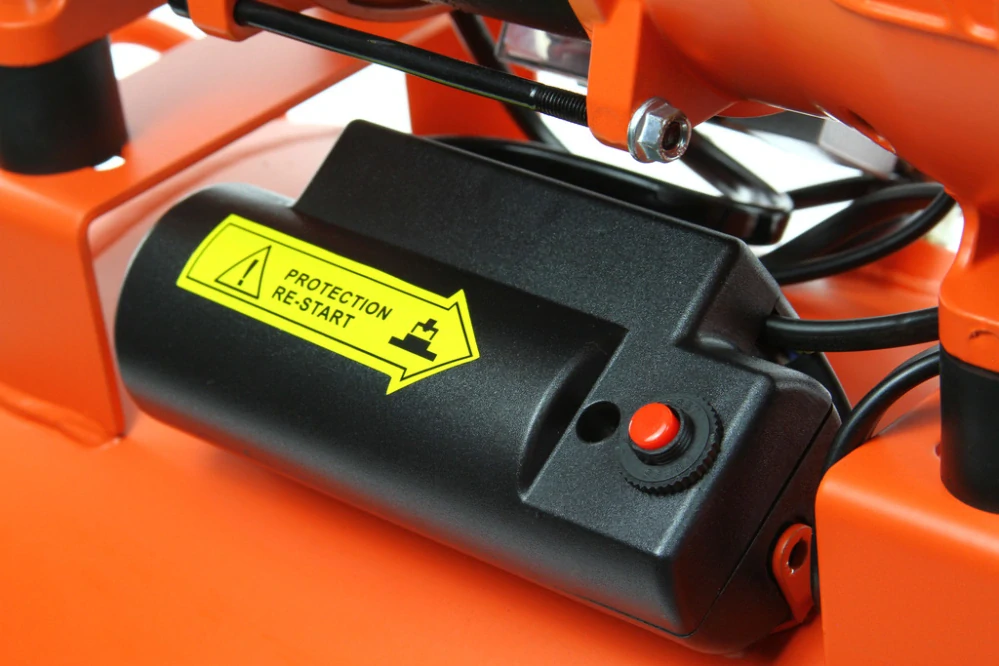 MAR-POL B88005 Bezolejový kompresor 24L JN1500A 230V 8 BAR 220L/min BJC