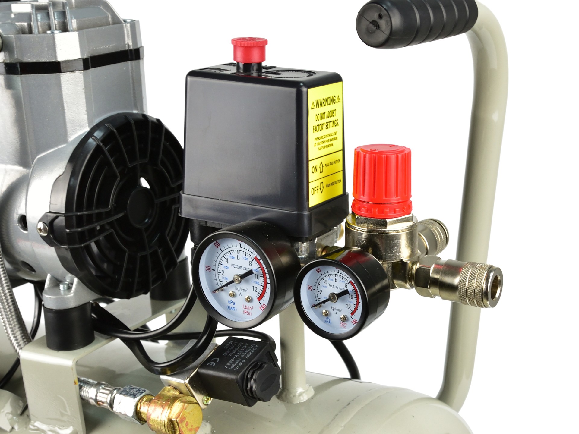 GEKO G80335 Bezolejový dvoupístový kompresor 24L 980W