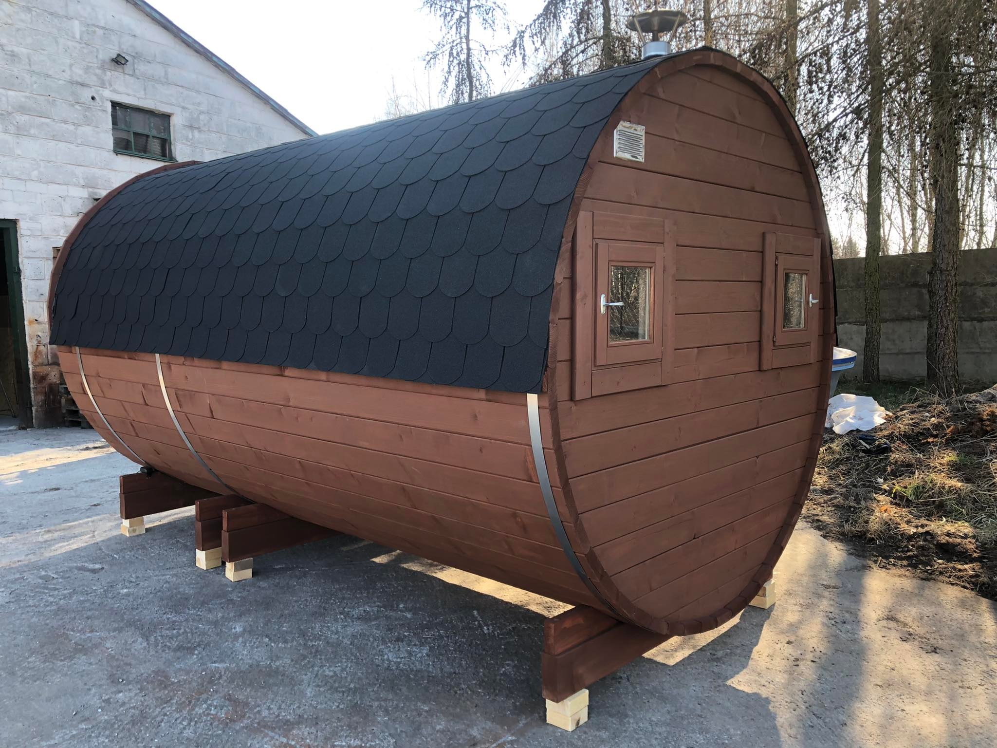 SD-380 Dřevěná sudová sauna 3,8m x 2,2m s příslušenstvím smrk