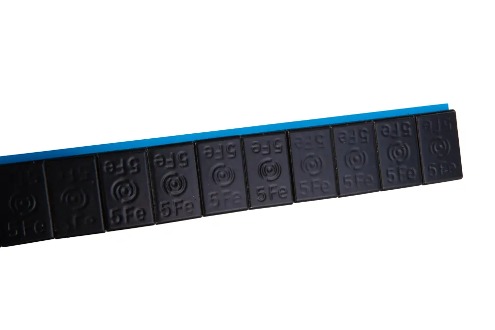 GEKO G74302 Lepená závaží XTREME černé 12x5g sada 100 pásků (6kg)