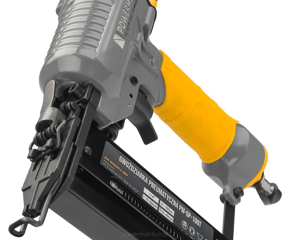 POWERMAT PM-GP-100T PNEUMATICKÁ HŘEBÍKOVAČKA SEŠÍVAČKA SPONKOVAČKA + KUFR