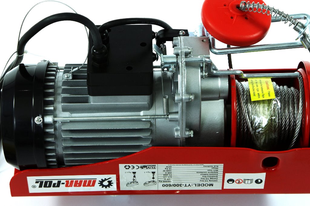 MAR-POL M80790 1050WAT ELEKTRICKÝ / LANOVÝ / STAVEBNÍ NAVIJÁK 300 / 600kg 230V