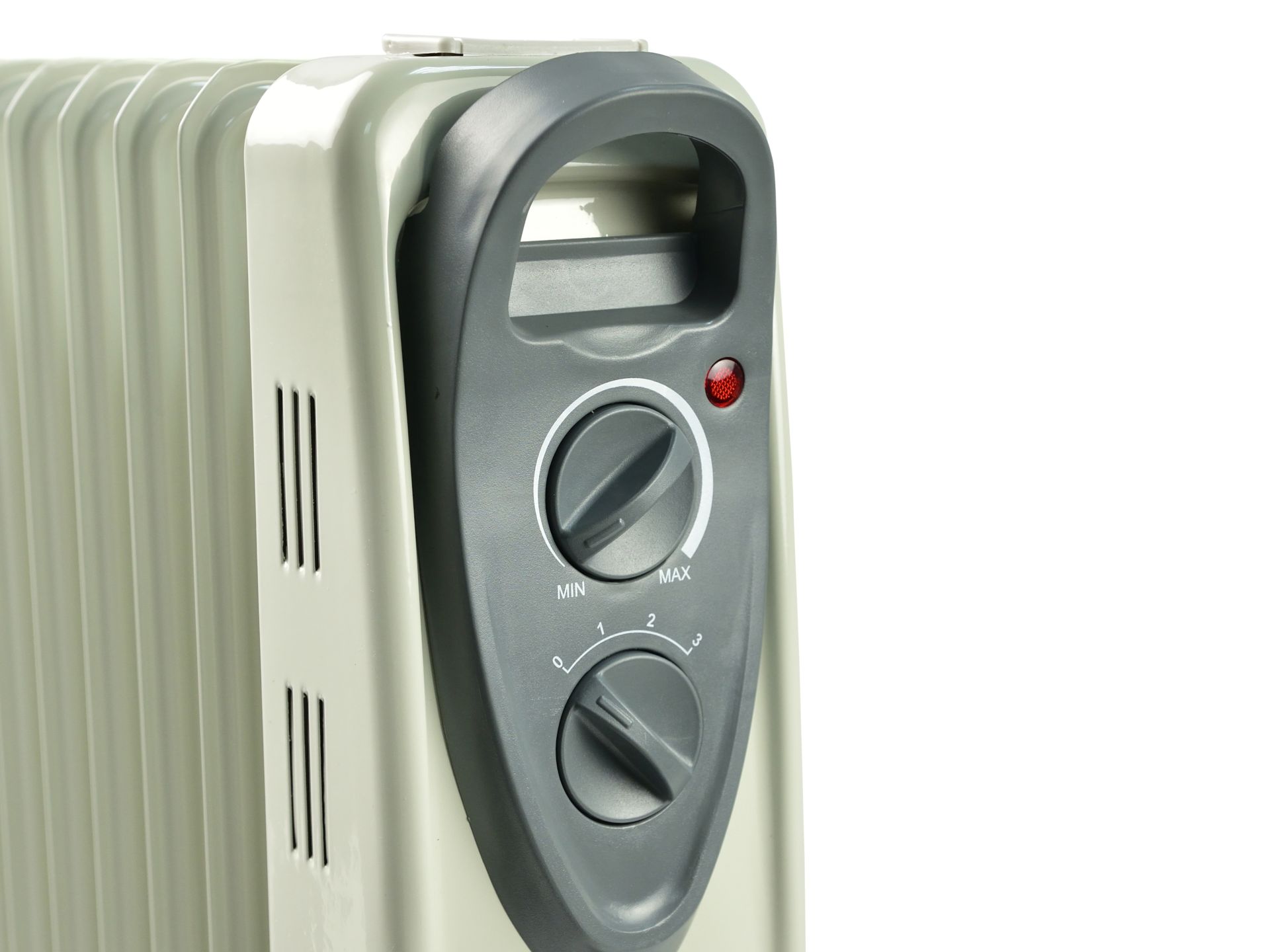 GEKO G80553 OLEJOVÝ RADIÁTOR, TOPENÍ 2000W 9 žeber OHŘÍVAČ PŘENOSNÝ