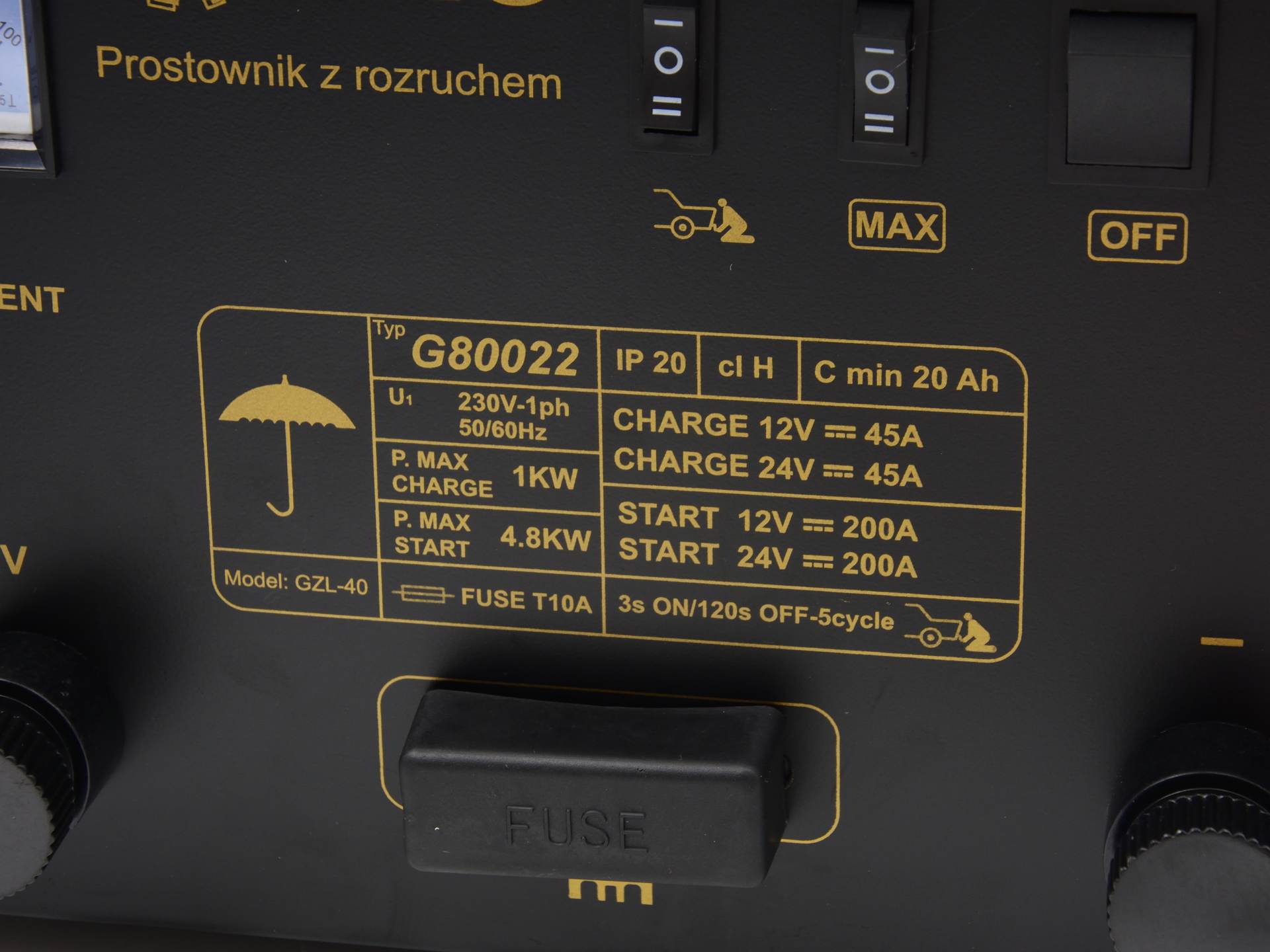 GEKO G80022 Autonabíječka se startem 12V 24V 200A nabíječka akumulátorů