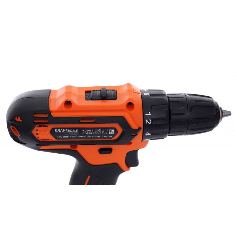 KRAFT&DELE KD3065 Akumulátorová vrtačka šroubovák 18V Li-Ion+ magnetický držák bitů 1/4" 60 mm