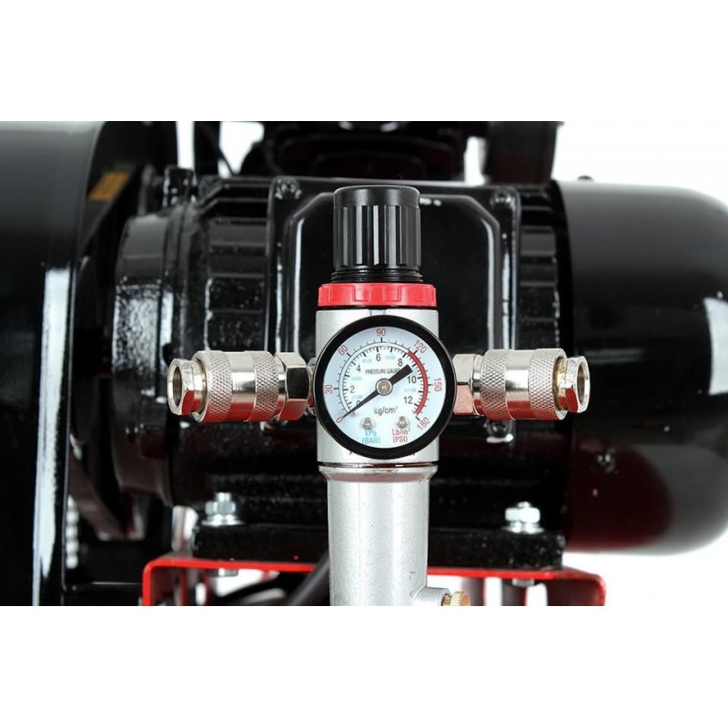 KRAFT&DELE KD1477 100l Kompresor olejový 4,1kW 590l/min 3 PÍSTY 400V + ODLUČOVAČ