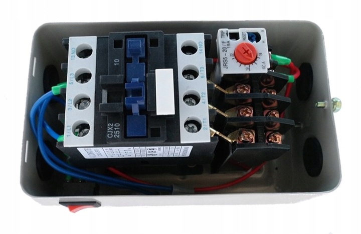 MAR-POL M80682A Olejový kompresor 200L 10bar 4kW  /V-0.6/8/ RIPPER 