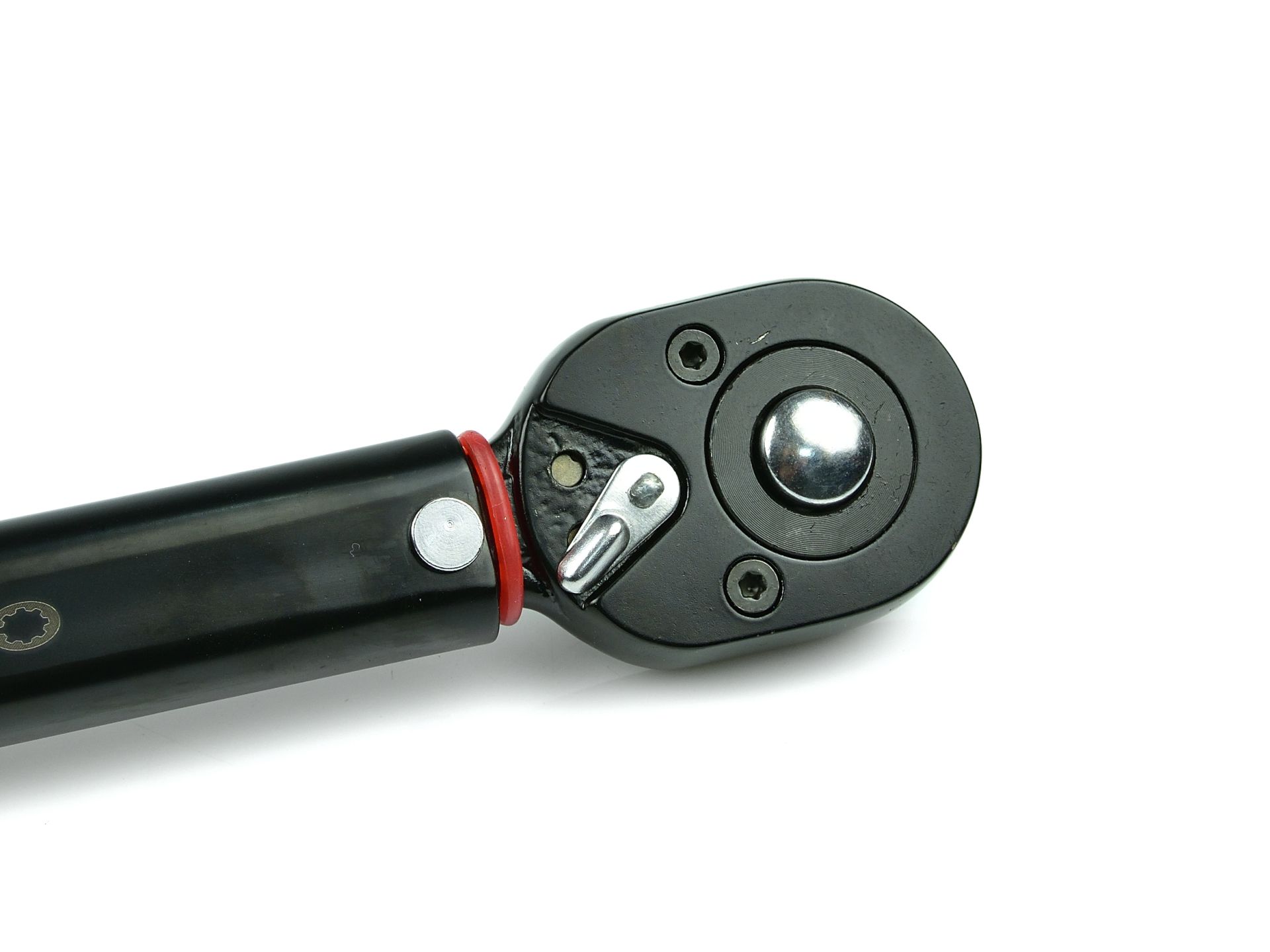 GEKO G10068 Momentový klíč 1/2" 28-210nm + 3 ks nástrčné klíče, černý