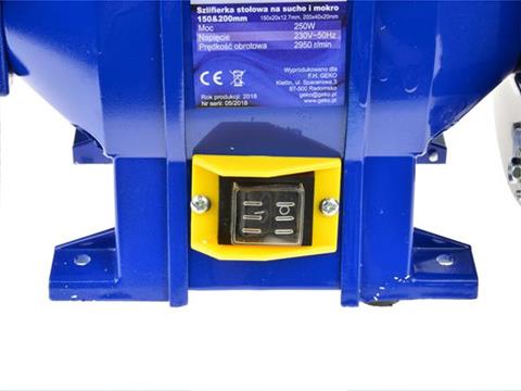 GEKO G81243 Elektrická stolní bruska dvoukotoučová 250W 150mm 200mm