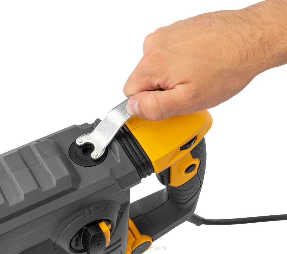 POWERMAT PM-MU-2600T PŘÍKLEPOVÉ VRTACÍ BOURACÍ KLADIVO SDS PLUS 5,5J 2600 W