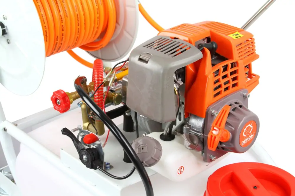 Mar-pol M83221 Motorový benzínový postřikovač 20L 